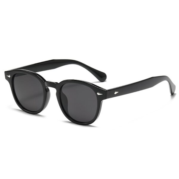 Round Plastic Sunglasses